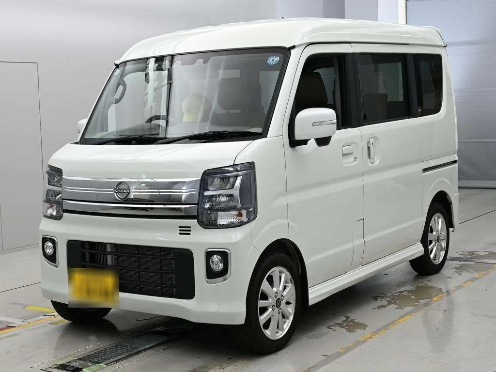 Nissan NV100 Clipper Rio DR17W 2025